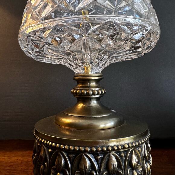 FREE SHIP Hollywood Regency TWO SET Vintage Lamp Crystal Glass Like Westfield - Picture 3 of 16